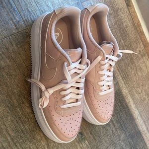 Brand new women Nike size 9